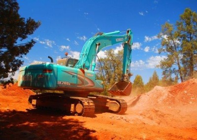 kobelco-construction-excavator-at-work-0009-th